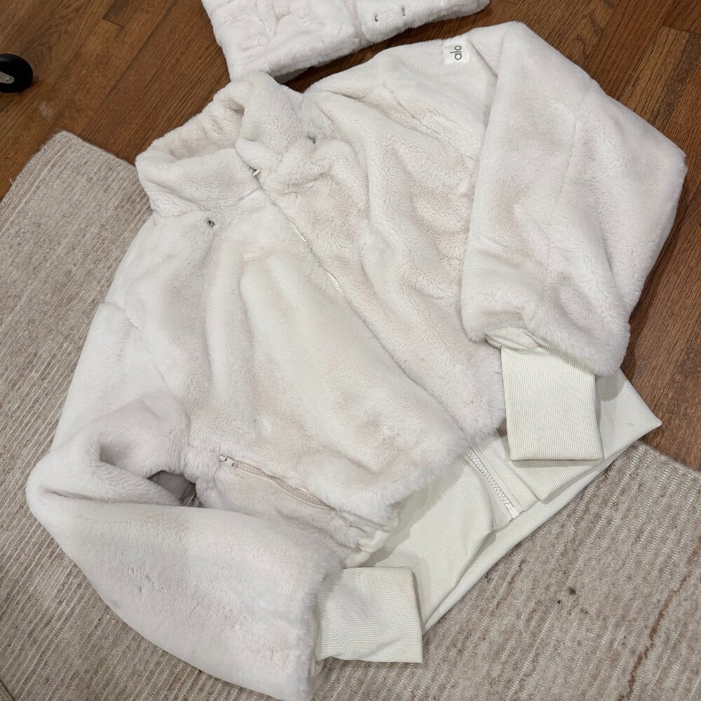 Alo Foxy Faux Fur Jacket